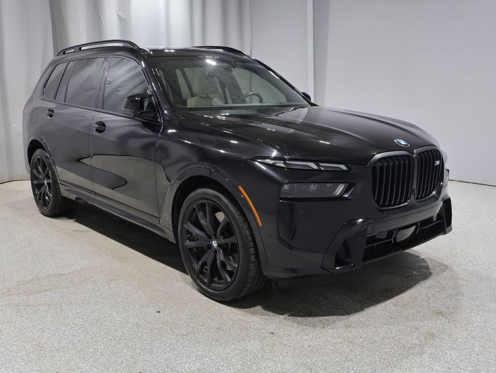 2026 BMW X7 M60i AWD    