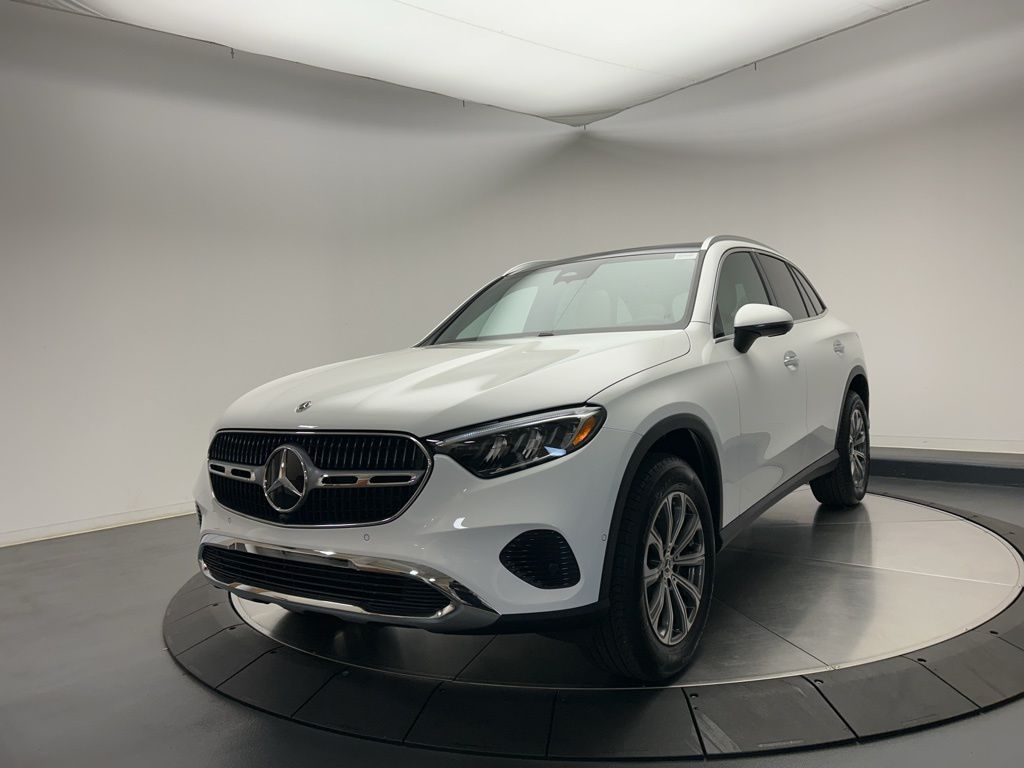 Thumbnail: 2026 Mercedes-Benz GLC - 3