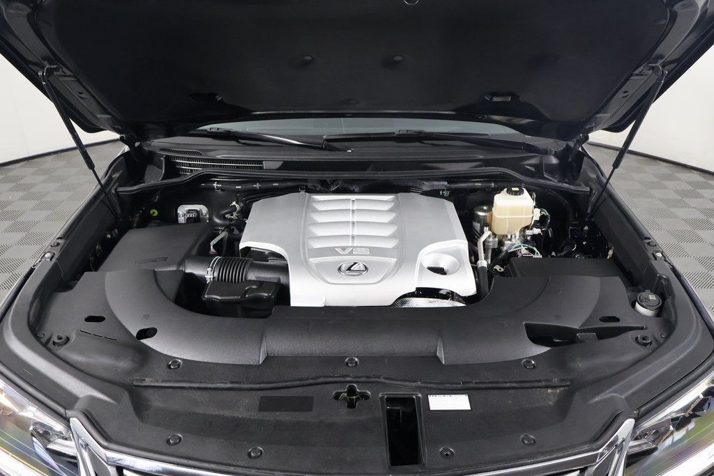 Thumbnail: 2021 Lexus LX - 15