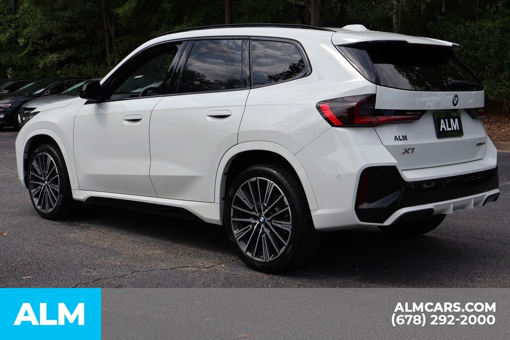 Used 2023 White BMW xDrive28i image 8