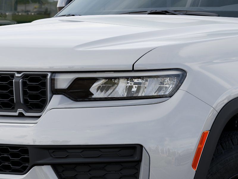 New 2026 White Jeep Altitude image 10