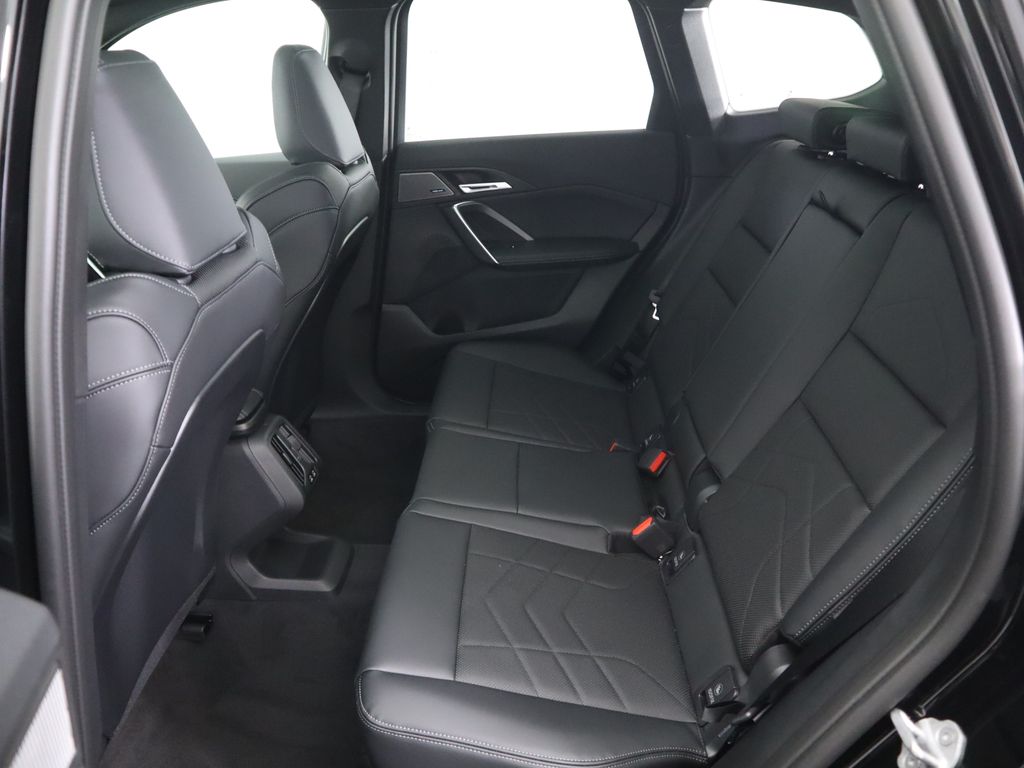 Thumbnail: 2026 BMW X1 - 22