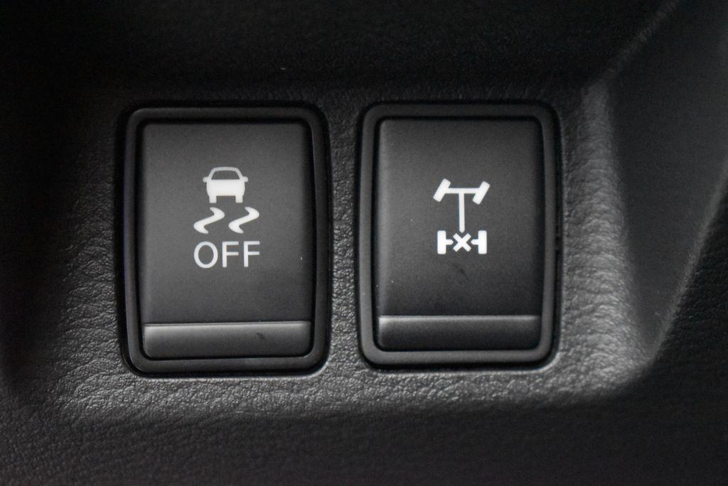 Thumbnail: 2026 Nissan Frontier - 20