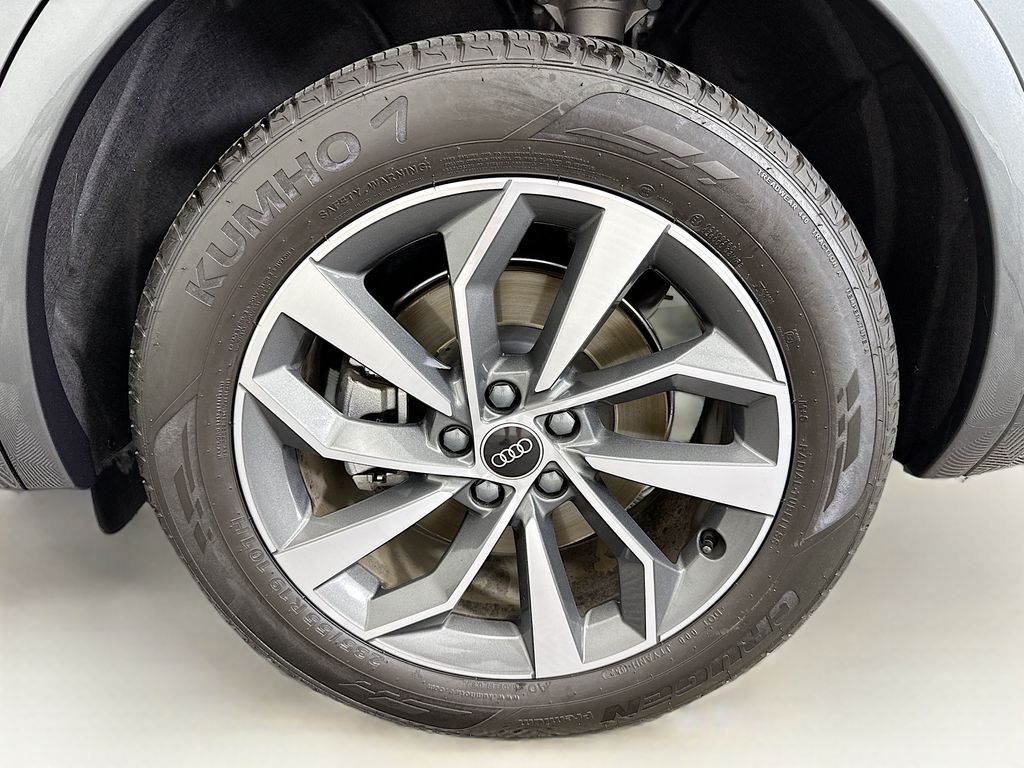 Thumbnail: 2022 Audi Q5 - 29