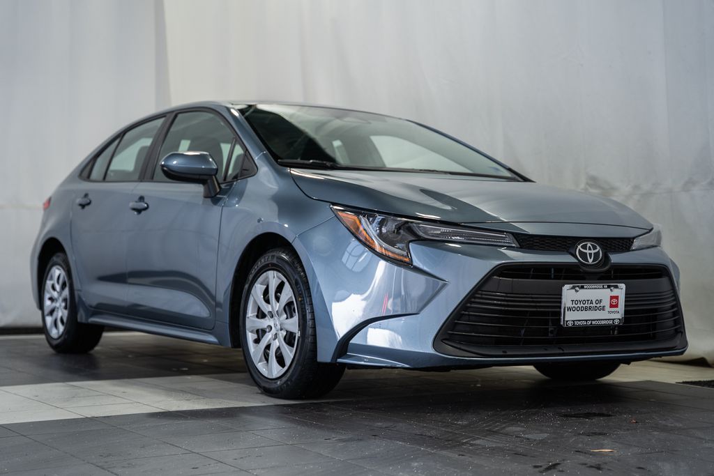 2024 Toyota Corolla LE FWD