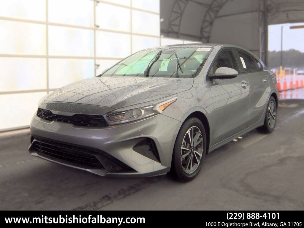 Steel Gray 2023 Kia Forte Sedan Front-Wheel Drive Continuously Variable Transmission