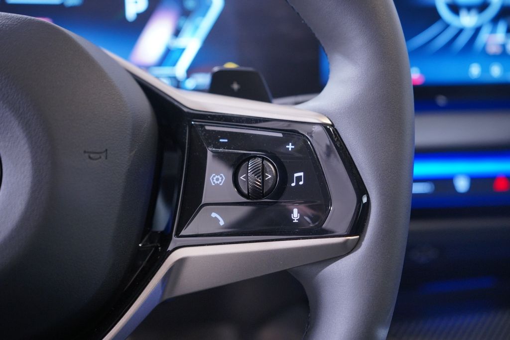 Thumbnail: 2025 BMW X3 - 20