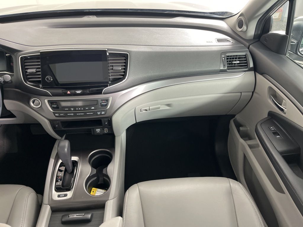 Thumbnail: 2020 Honda Pilot - 15