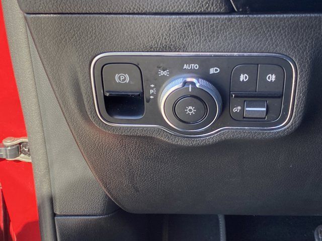 Used 2021 Red Mercedes-Benz GLA 250 image 18