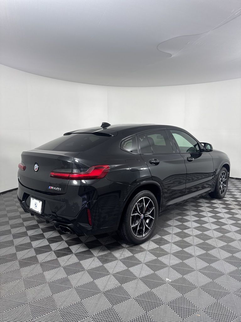 Thumbnail: 2023 BMW X4 - 5