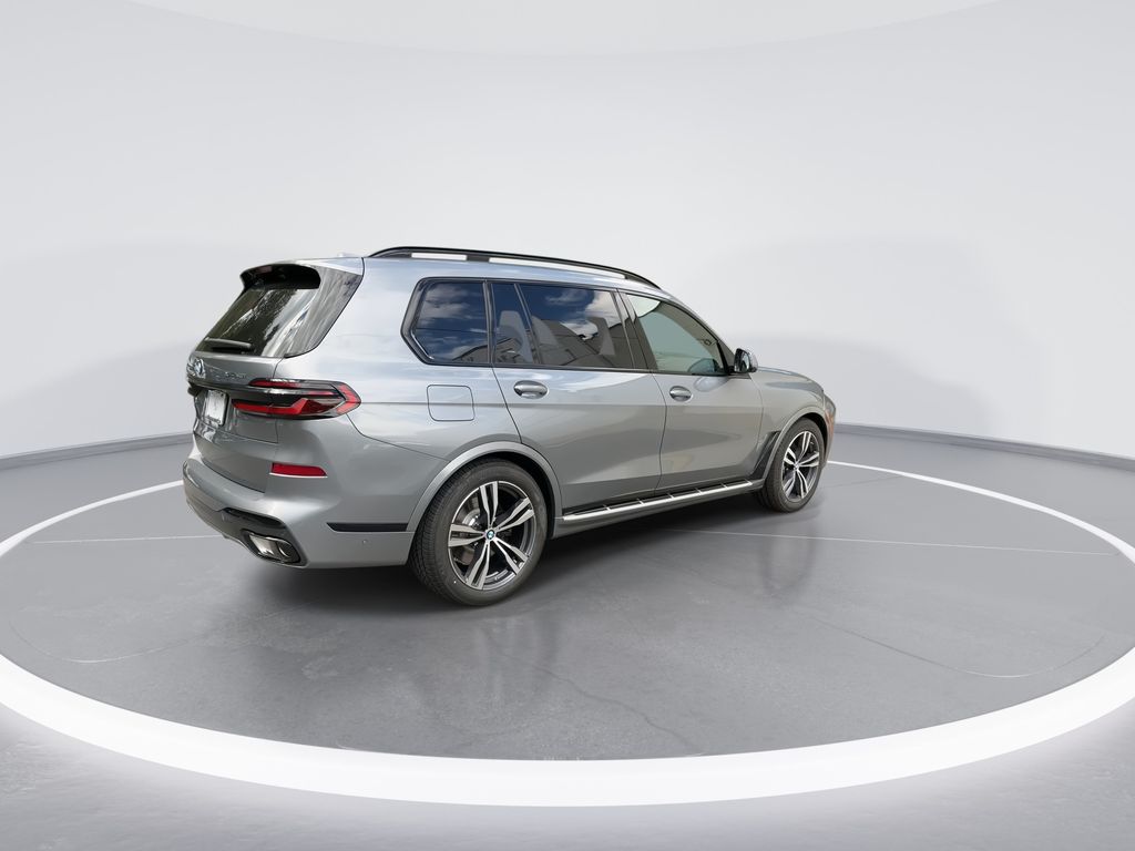 Thumbnail: 2026 BMW X7 - 8