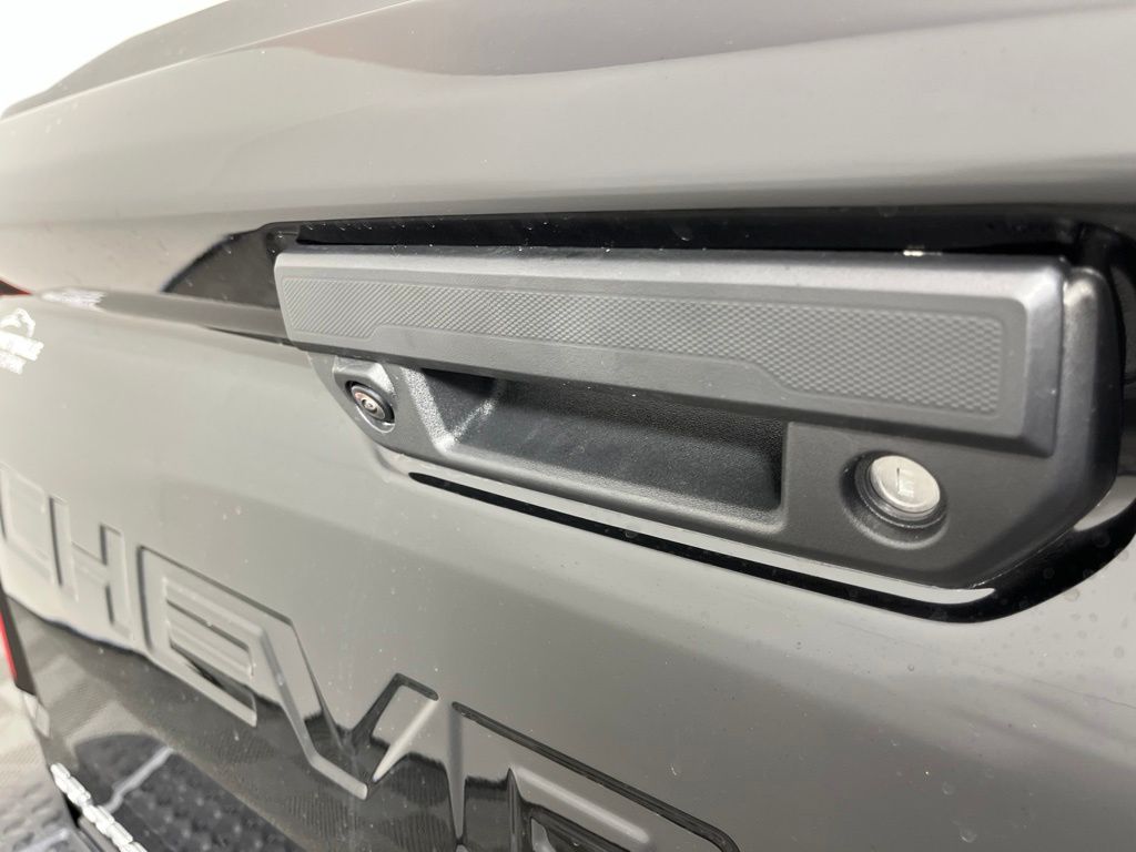 Thumbnail: 2026 Chevrolet Colorado - 25