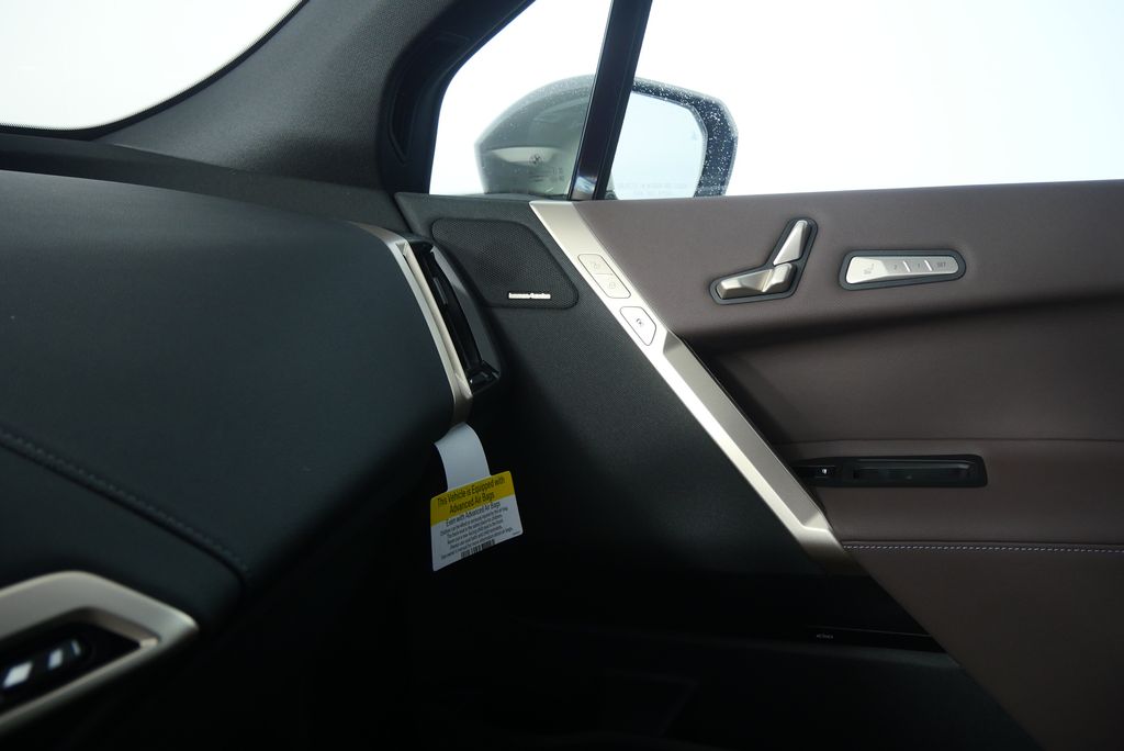 Thumbnail: 2026 BMW iX - 26