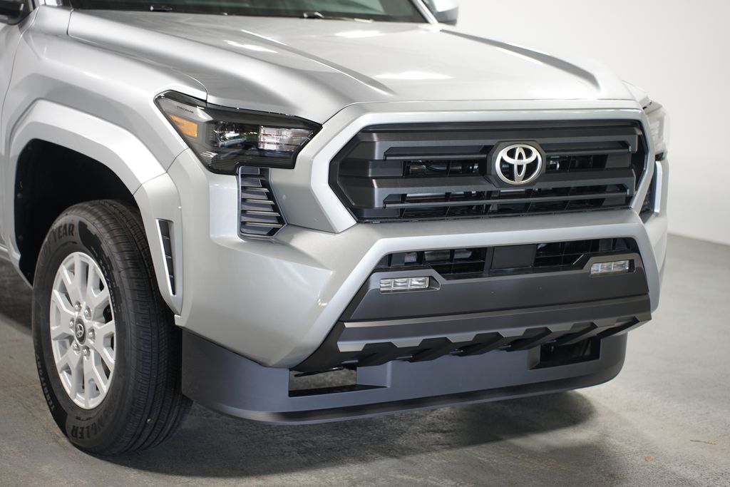 Thumbnail: 2025 Toyota Tacoma - 4