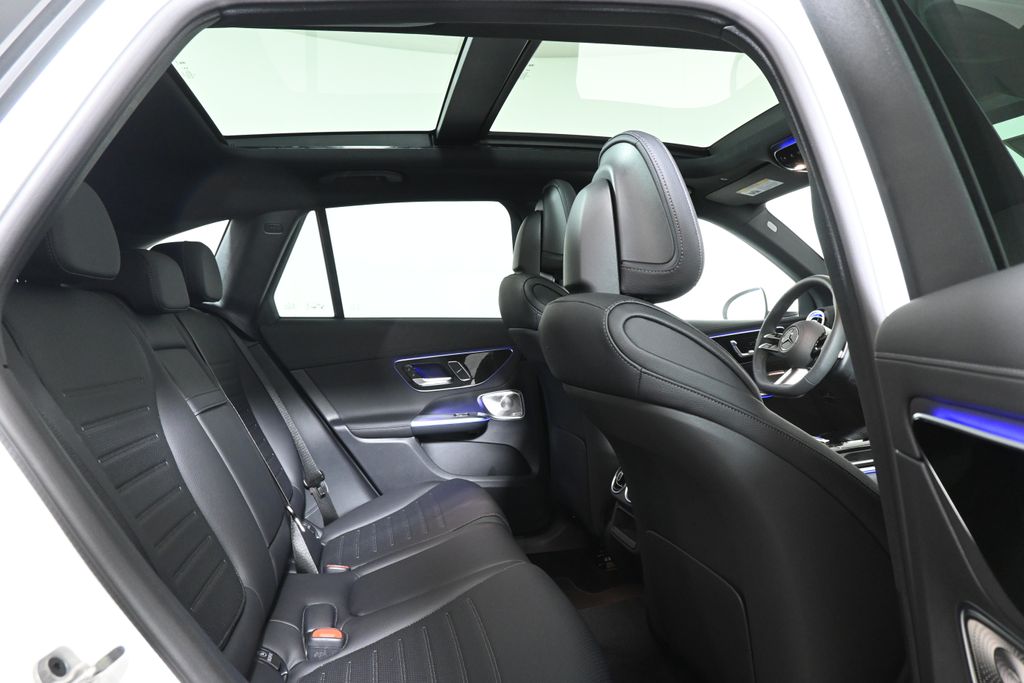 2025 Mercedes-Benz GLC 300 19
