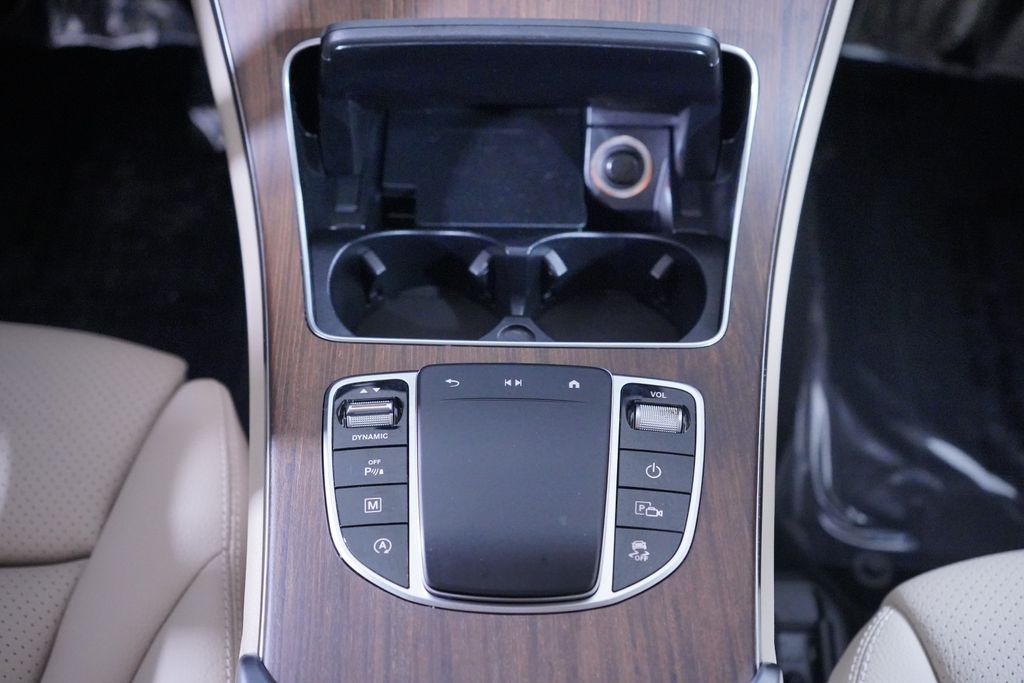 Thumbnail: 2021 Mercedes-Benz GLC - 13