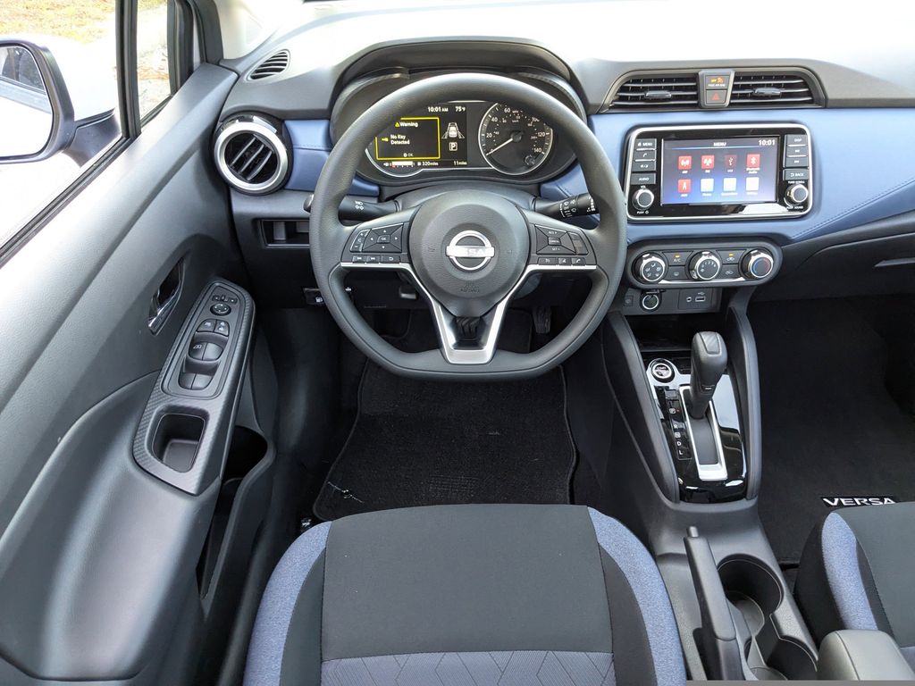 New 2025 Nissan Versa Sedan