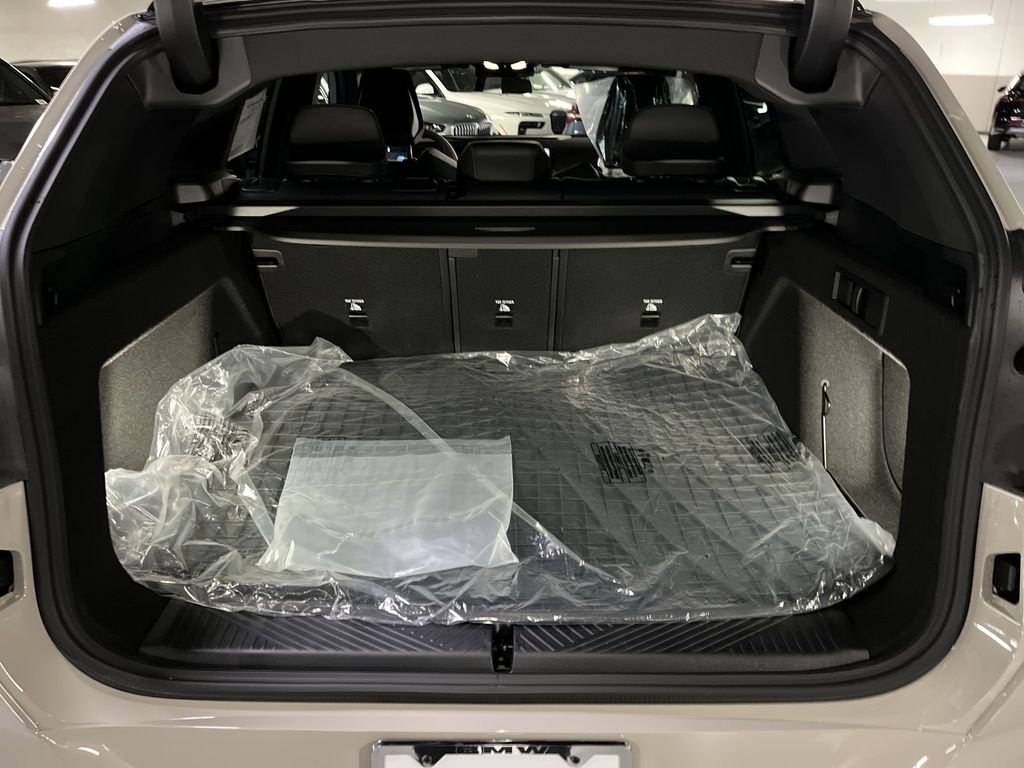 Thumbnail: 2026 BMW X3 - 24