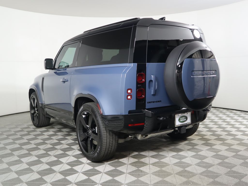 2024 Land Rover Defender 90 7