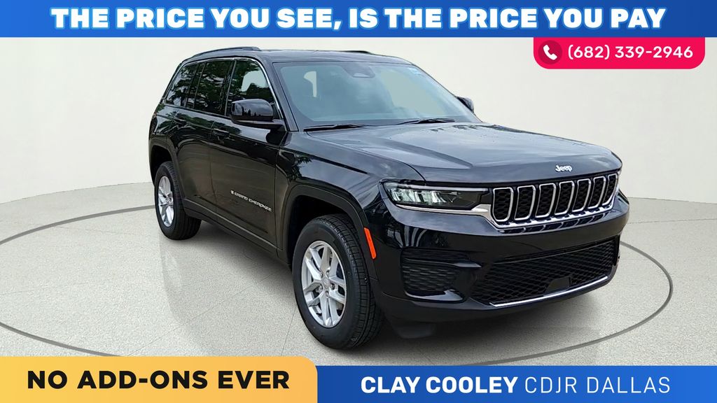 2026 Jeep Grand Cherokee Laredo