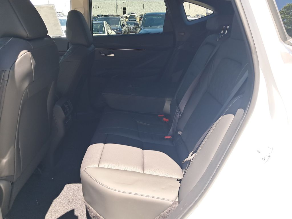 New 2026 White Nissan Platinum image 26