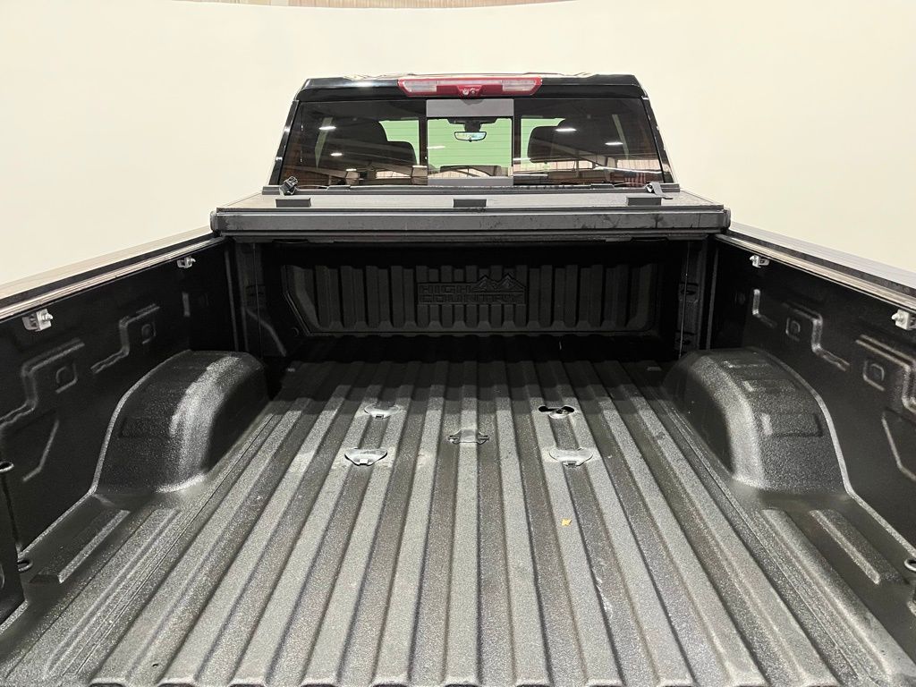 2023 Chevrolet Silverado 3500HD High Country