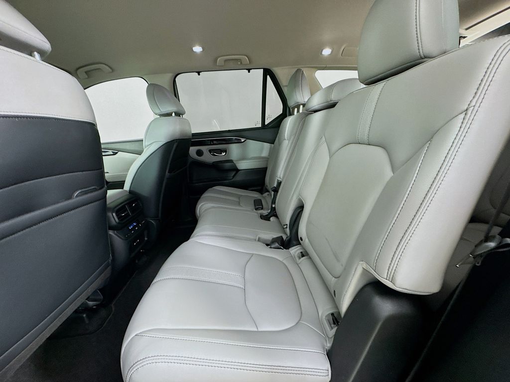 Used Car 2025 Honda Pilot  Ex-l For Sale Under $40,000 In Austin, Texas