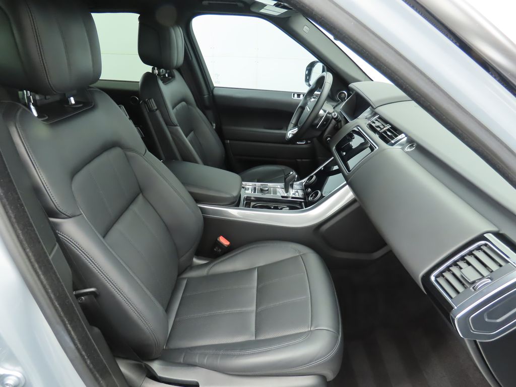 Thumbnail: 2022 Land Rover Range Rover Sport - 20