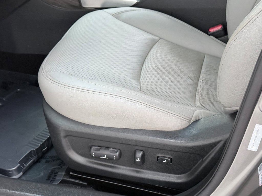 Thumbnail: 2013 Kia Optima - 22