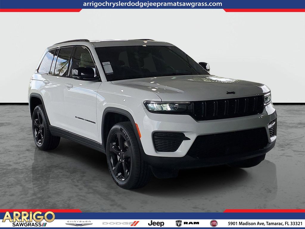 2023 Jeep Grand Cherokee Altitude