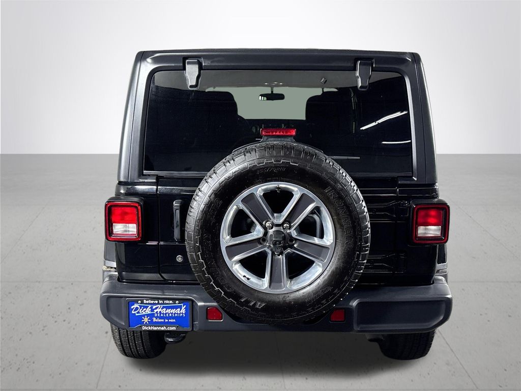 2020 Jeep Wrangler Unlimited Sahara