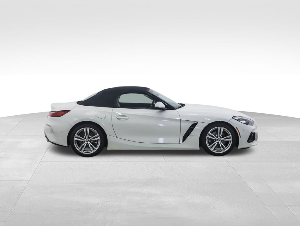 Thumbnail: 2023 BMW Z4 - 6