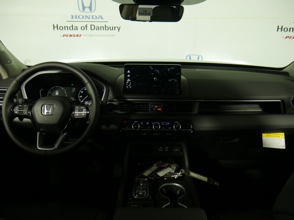 2025 Honda Pilot Touring 11
