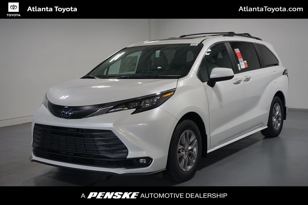 Thumbnail: 2025 Toyota Sienna - 1