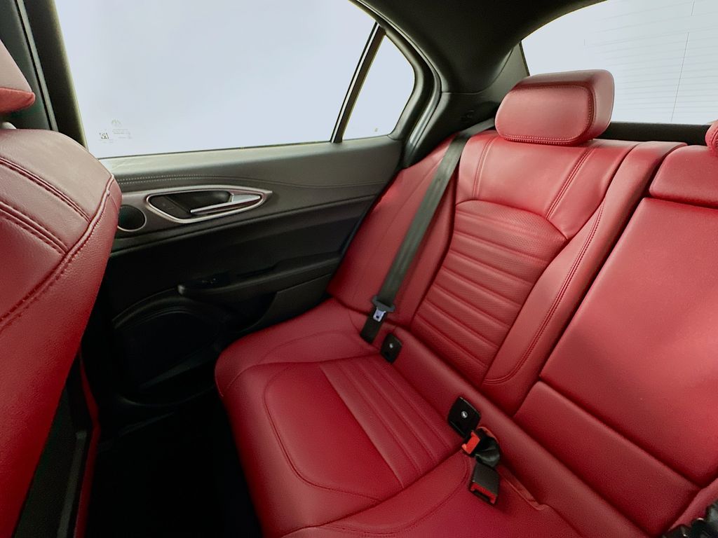 Alfa RomeoGiulia12