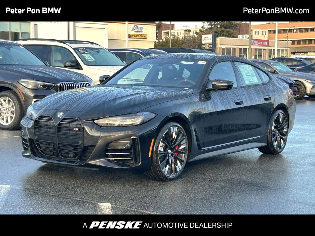 Thumbnail: 2026 BMW 4 Series - 1