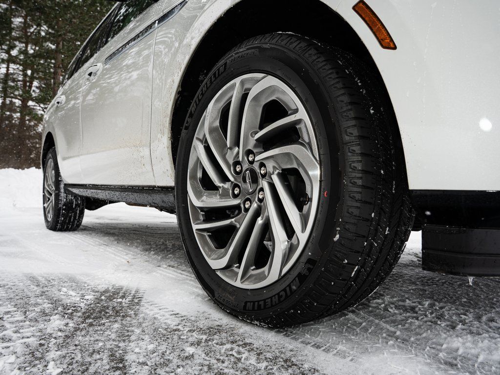 New 2026 White Lincoln Reserve image 12