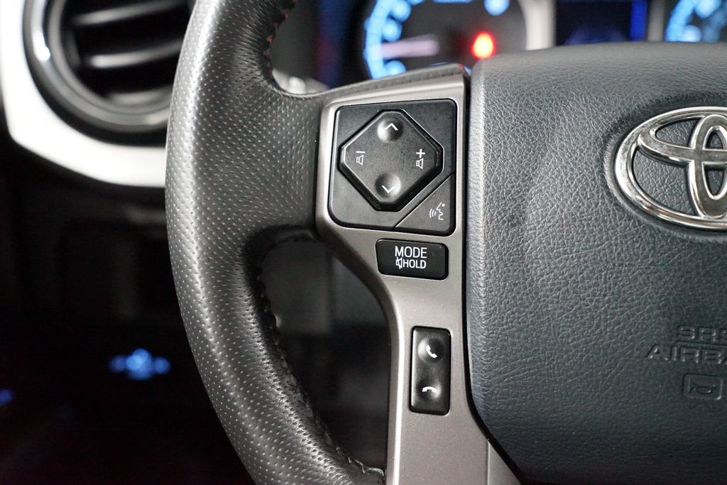 Thumbnail: 2019 Toyota Tacoma - 14