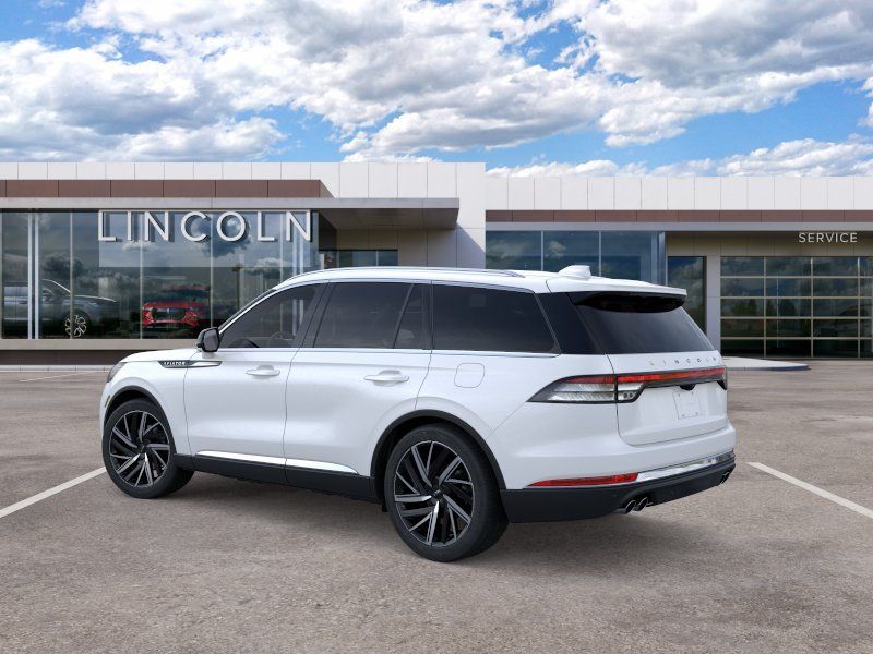 New 2026 Pristine White Metallic Tri-Coat Lincoln Reserve image 4