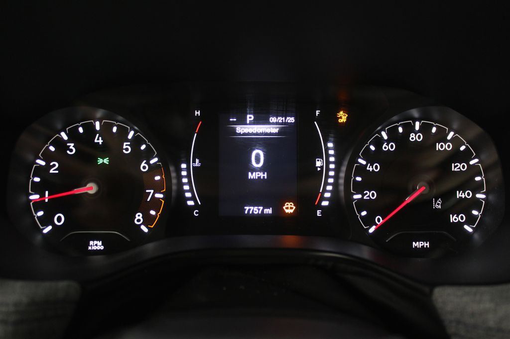Thumbnail: 2022 Jeep Compass - 18