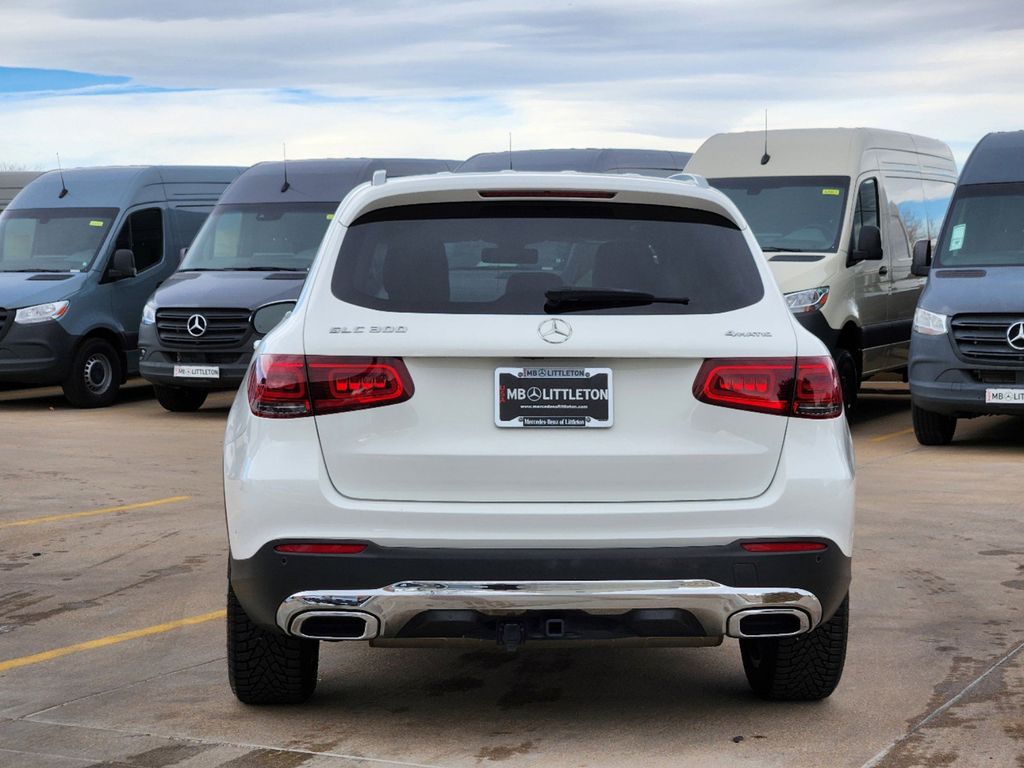 2021 Mercedes-Benz GLC GLC 300 6