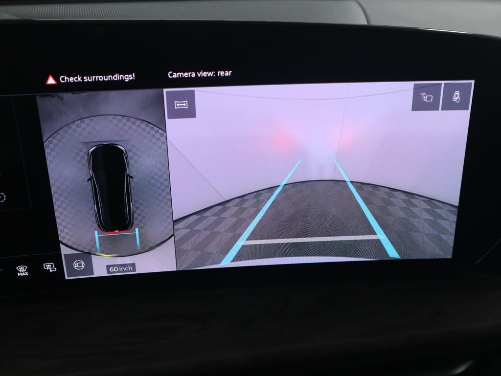 Thumbnail: 2025 Audi Q5 - 17