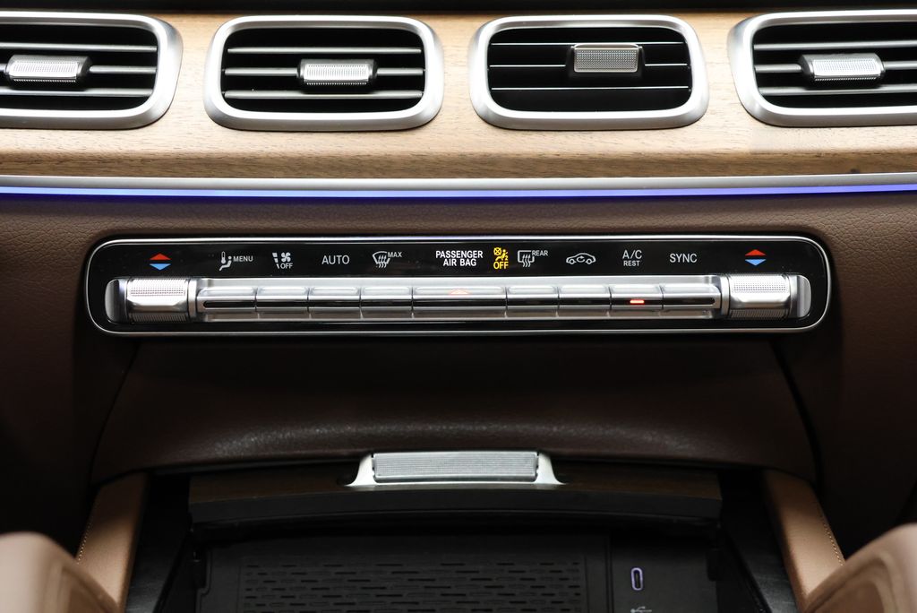 Thumbnail: 2026 Mercedes-Benz GLE - 28