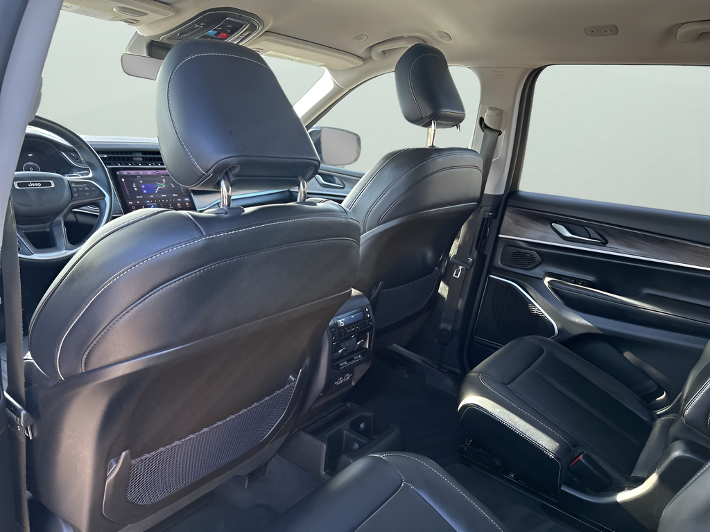 Used Car 2022 Jeep Grand Cherokee L  Limited For Sale Under $35,000 In Austin, Texas