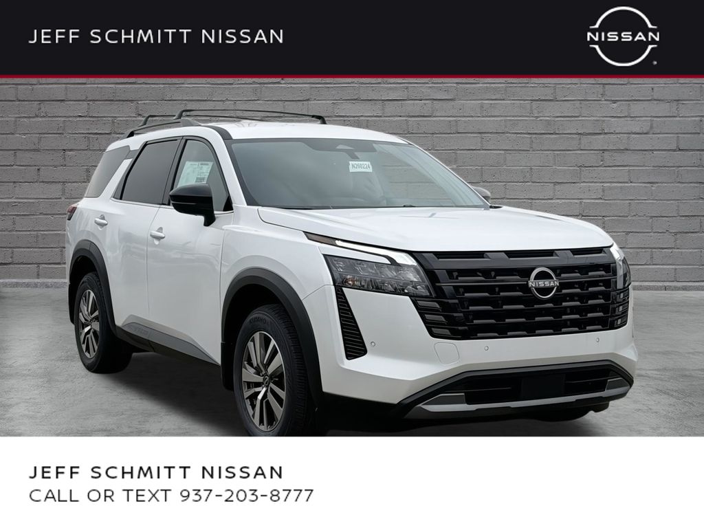 Everest White Pearl Tricoat 2026 Nissan Pathfinder SUV / Crossover All-Wheel Drive 9-Speed Automatic