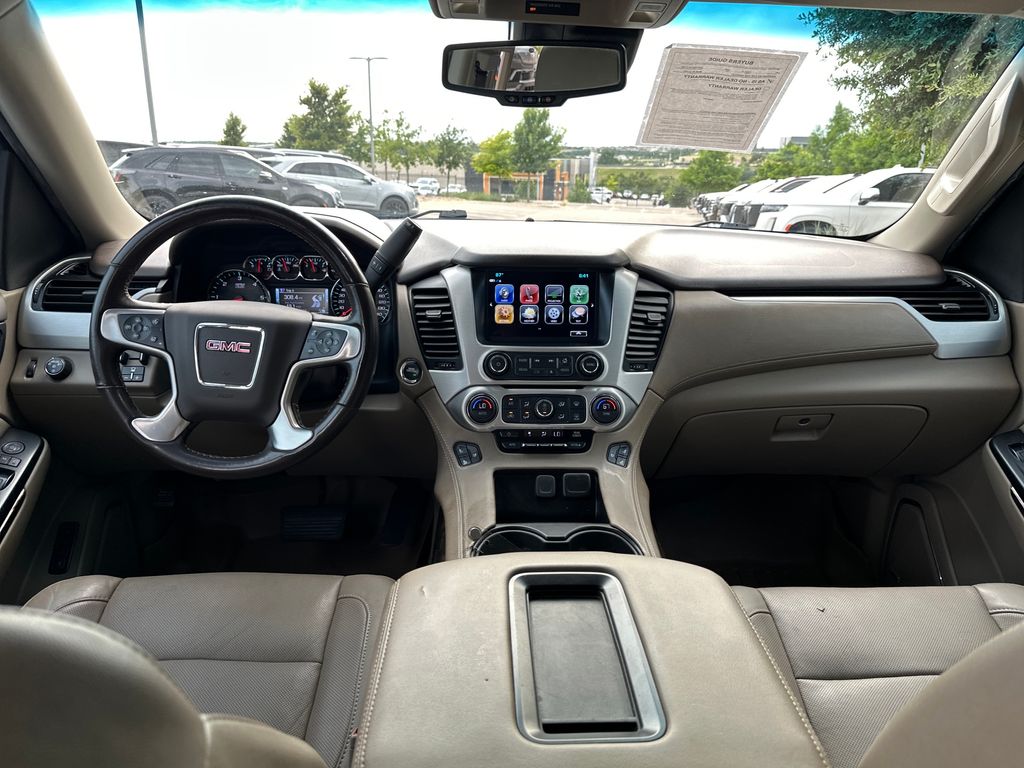 Used 2020 White GMC SLT image 29