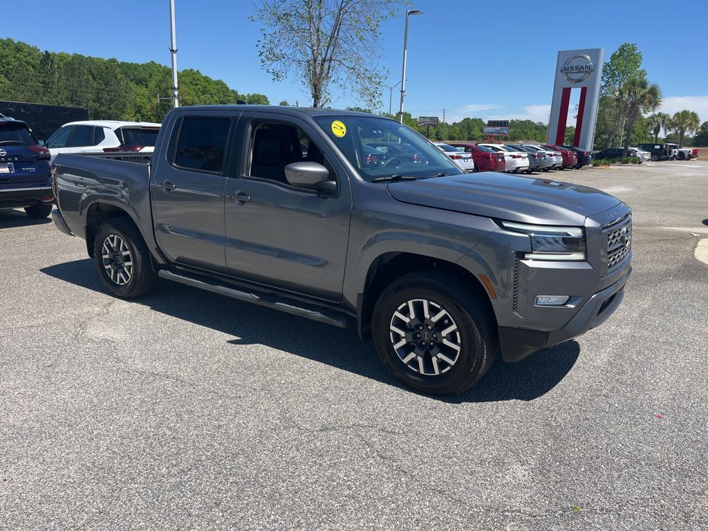 2024 Nissan Frontier SL