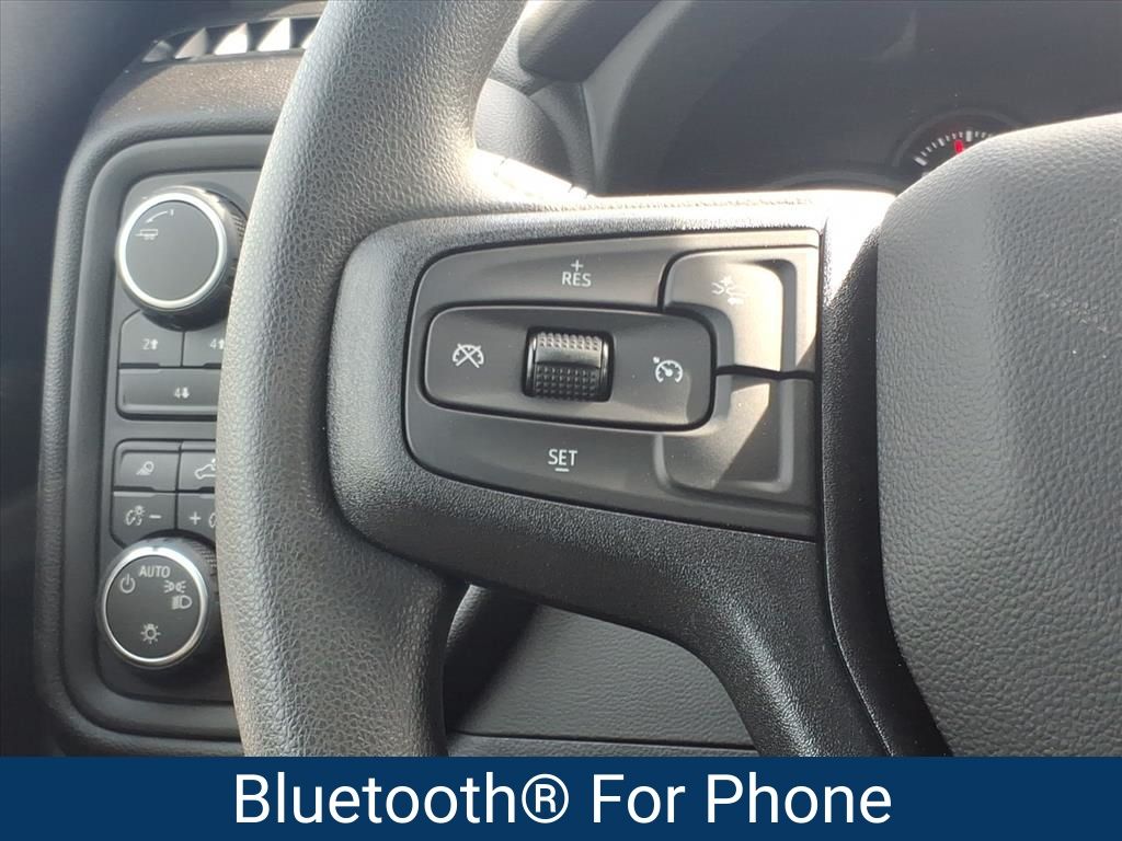 ChevroletSilverado 3500HD12
