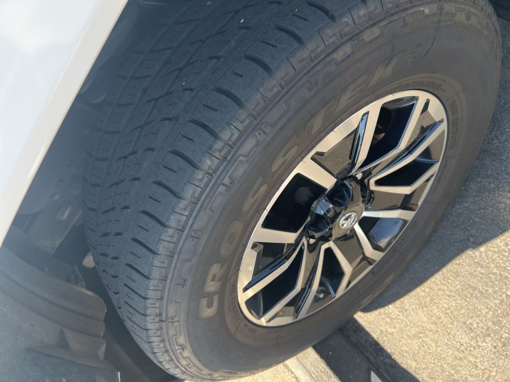 Thumbnail: 2021 Toyota Tacoma - 4