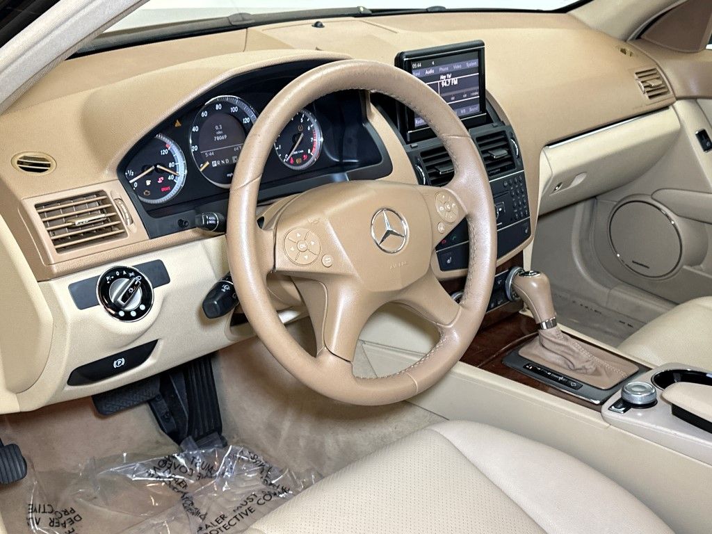 2008 Mercedes-Benz C-Class C 300 16